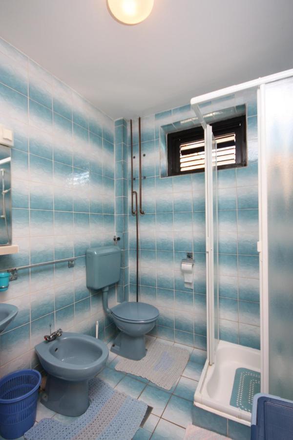 Apartment Lopar 10402A Bagian luar foto